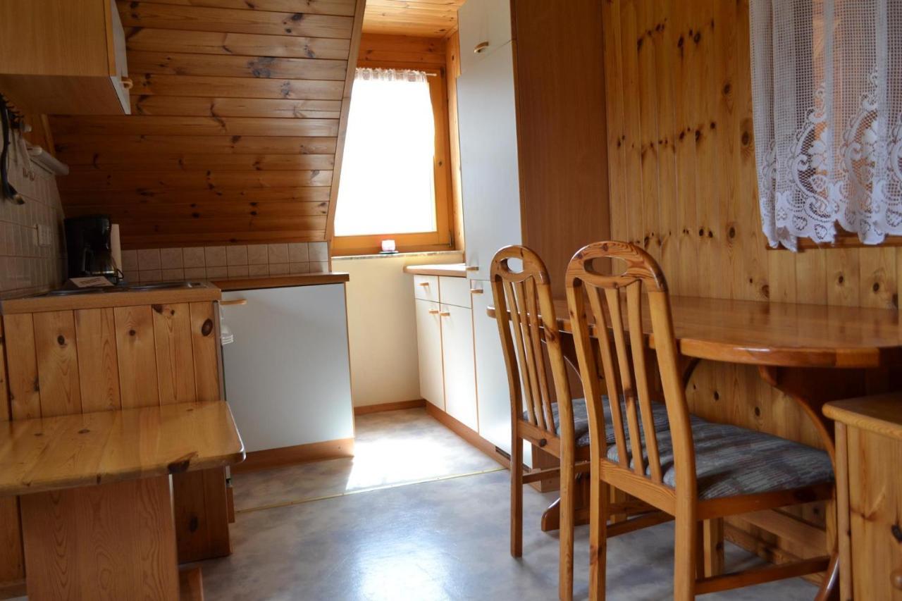 Kindererlebnis- Und Biobauernhof Hipp-Bruckner Wornharts Extérieur photo