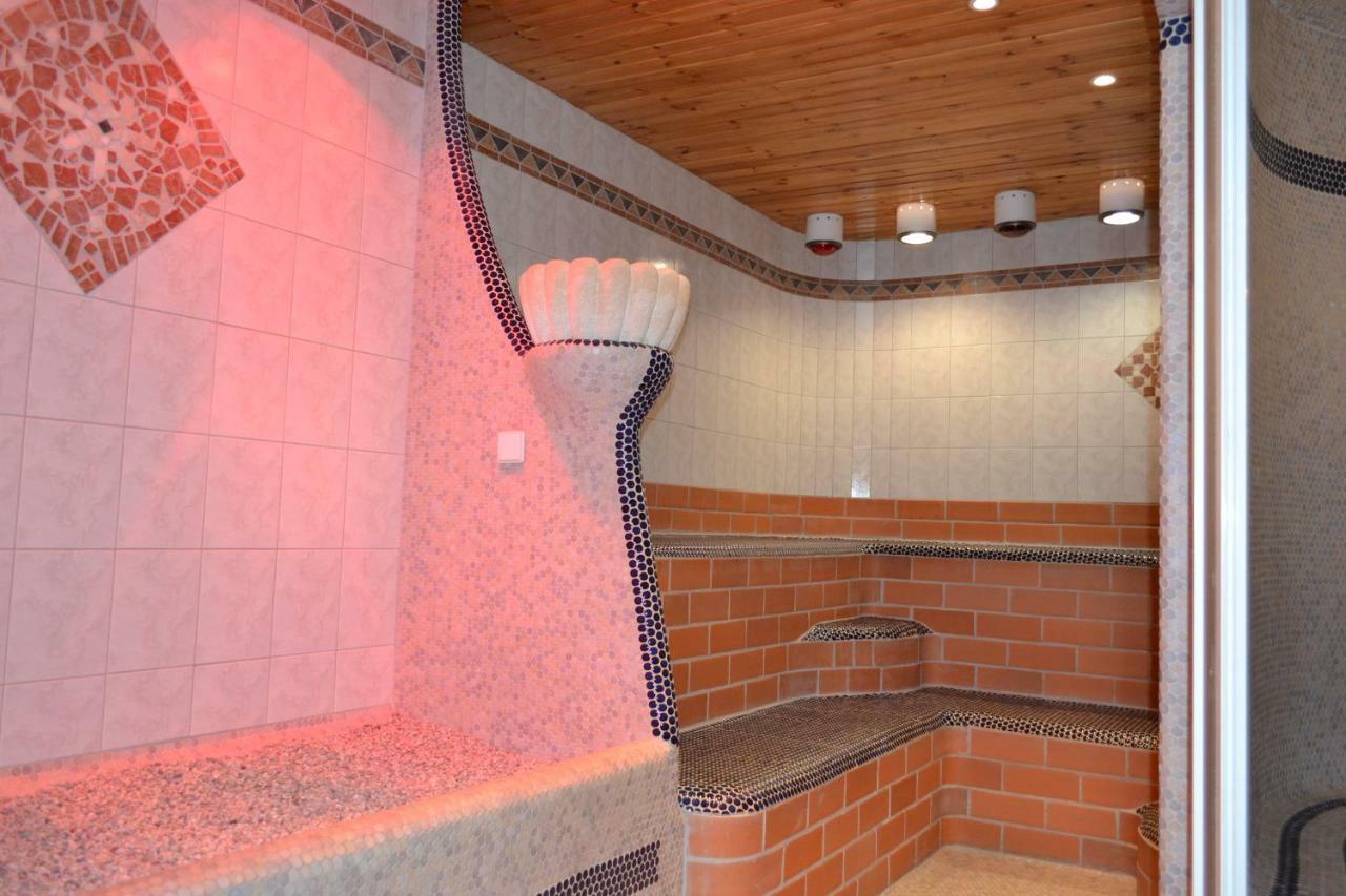 Kindererlebnis- Und Biobauernhof Hipp-Bruckner Wornharts Extérieur photo
